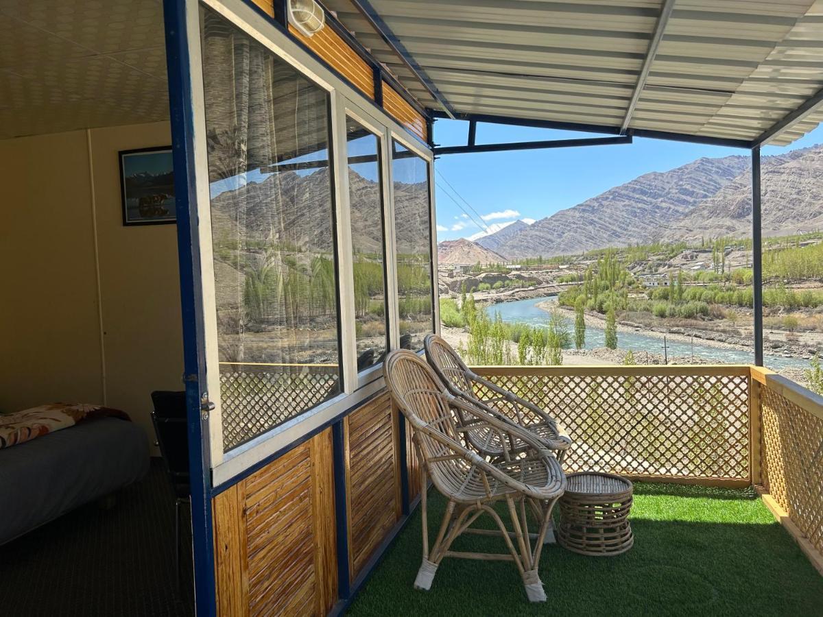 Neryok'S Indus View Hotel Chimre Екстериор снимка