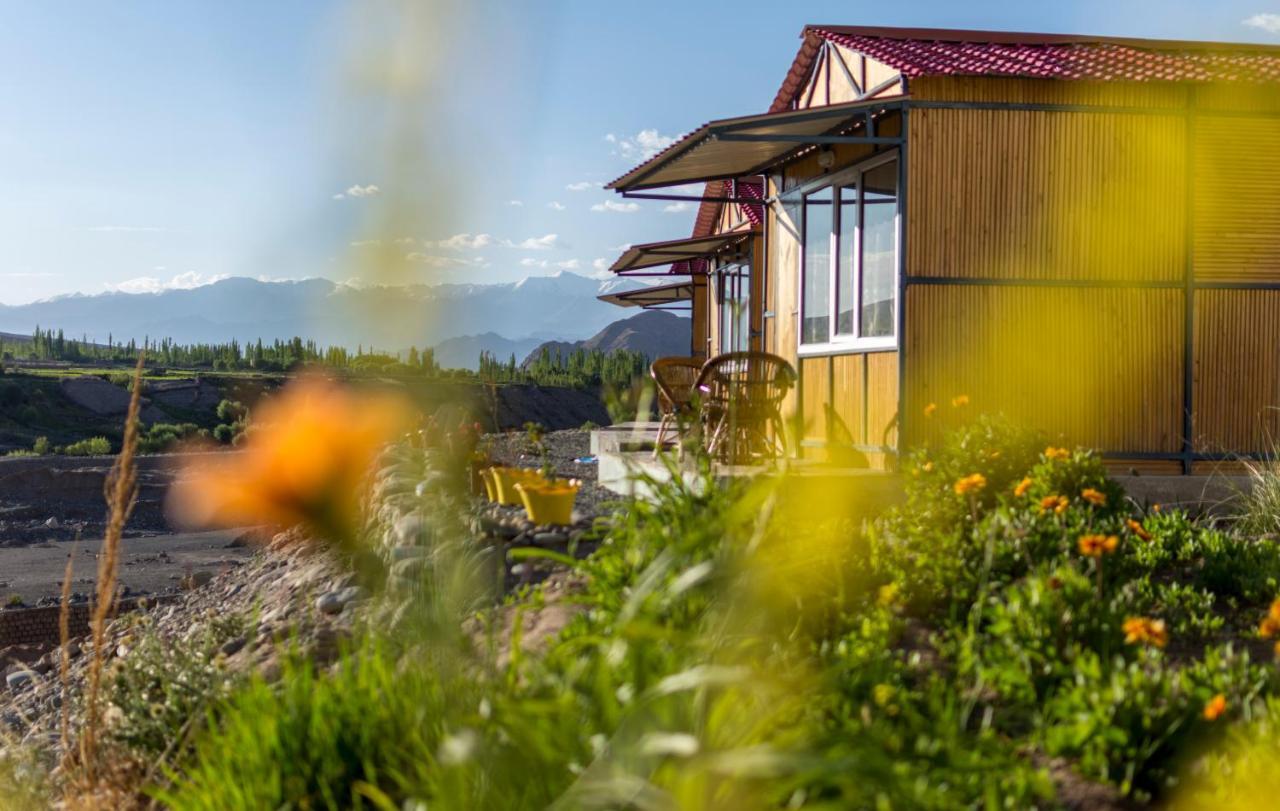 Neryok'S Indus View Hotel Chimre Екстериор снимка